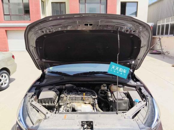 [青岛·鲁B] 二手名爵MG52022款 180DVVT 手动青春风尚版