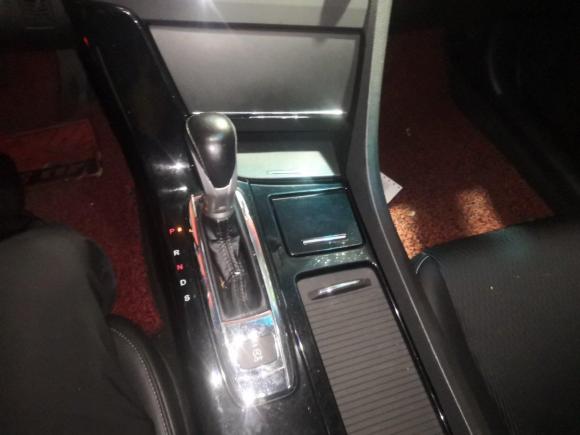 [上海·苏F] 二手本田思铂睿2015款 2.0L 尊贵版