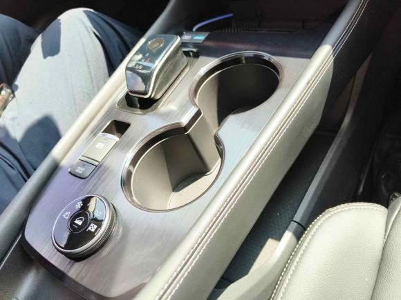 [广州·粤A] 二手日产奇骏2023款 e-POWER 超混双电机四驱至尊版