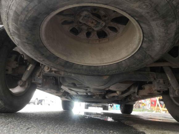 [成都·闽J] 二手江铃驭胜S3502013款 2.4T 自动两驱柴油豪华版5座