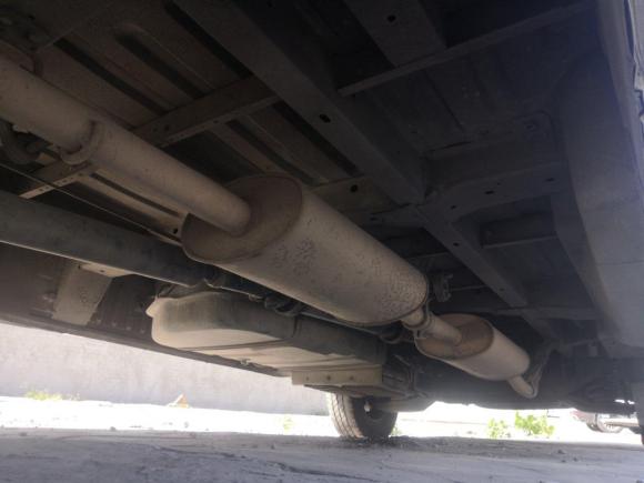 [温州·浙C] 二手福特经典全顺2013款 2.8T柴油冰白物流车长轴中顶JX493ZLQ3A