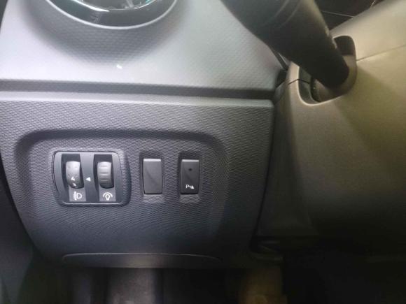 [武汉·鄂A] 二手雷诺卡缤2015款 1.2T 自动舒适版