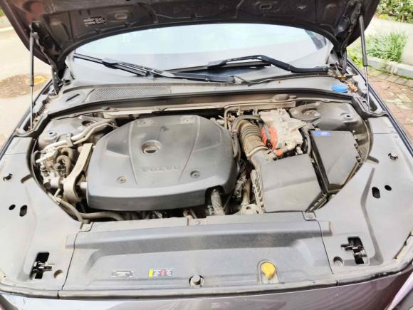 [济南·鲁R] 二手沃尔沃沃尔沃S90新能源2022款 T8 E驱混动 智逸豪华版