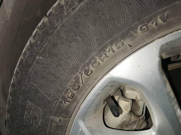 [西安·陕A] 二手福特福克斯2011款 两厢 1.8L 自动时尚型