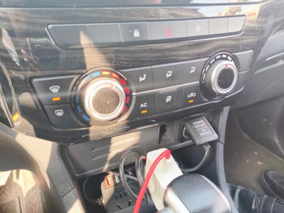 [无锡·豫S] 二手五十铃铃拓2020款 2.5T两驱自动领航版 国VI 加长版JE4D25Q6A