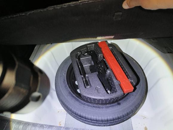 [济南·鲁A] 二手长安逸动2020款 PLUS 1.6L GDI 手动精英型