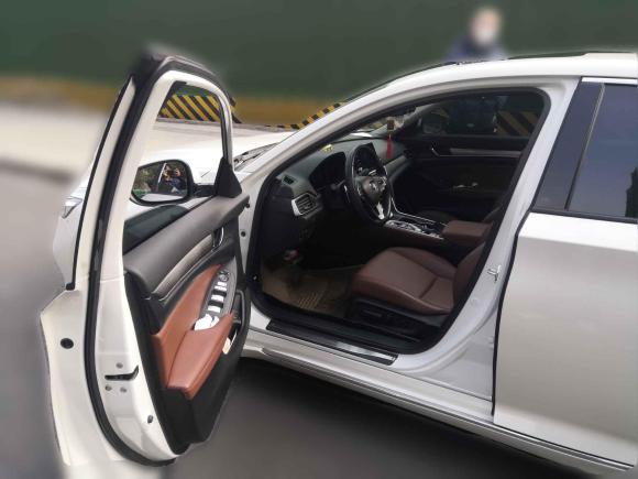 [成都·川A] 二手本田雅阁2018款 锐·混动 2.0L 锐领版 国VI