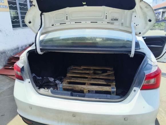 [宁波·浙B] 二手奇瑞艾瑞泽52016款 1.5L CVT领锐版