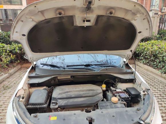 [武汉·鄂A] 二手宝骏宝骏5102017款 1.5L 手动豪华型