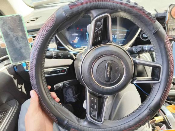 [南通·苏F] 二手众泰众泰T7002017款 1.8T 双离合尊贵型