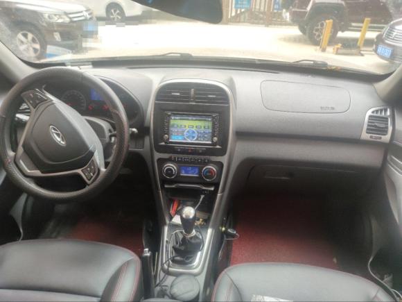 [深圳·粤S] 二手奇瑞瑞虎32015款 1.6L 手动智尚运动版