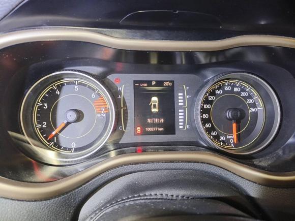 [武汉·鄂A] 二手Jeep自由光2016款 2.4L 领先版