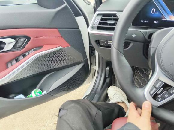 [台州·浙J] 二手宝马宝马i32022款 eDrive 35 L