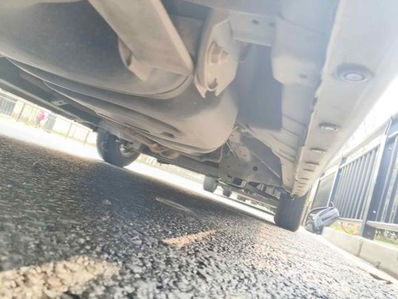 [上海·沪E] 二手日产日产NV2002011款 1.6L 232座 尊雅型