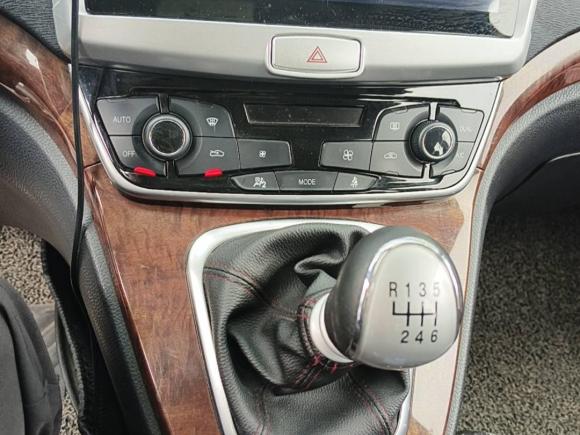 [成都·川G] 二手哈弗哈弗H62015款 改款 运动版 1.5T 手动两驱精英型