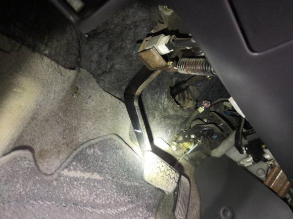 [成都·川A] 二手丰田普瑞维亚2004款 2.4L AT