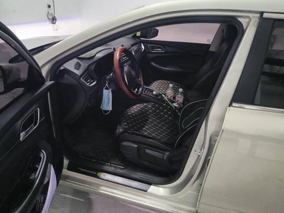 [湖州·浙E] 二手荣威荣威Ei52019款 豪华版