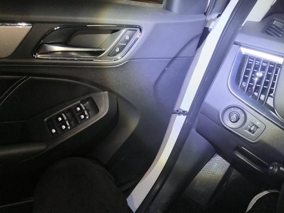 [上海·沪C] 二手荣威荣威RX52020款 20T 自动4G互联超越版