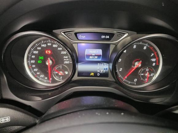 [合肥·皖A] 二手奔驰奔驰GLA2017款 GLA 200 动感型