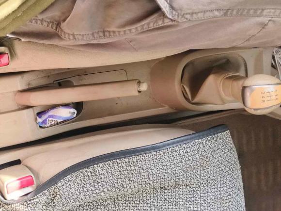 [苏州·苏E] 二手日产骊威2010款 劲悦版 1.6L 手动全能型