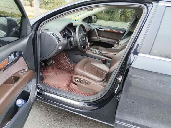 [武汉·鄂A] 二手奥迪奥迪Q72012款 3.0 TFSI 舒适型(200kW)