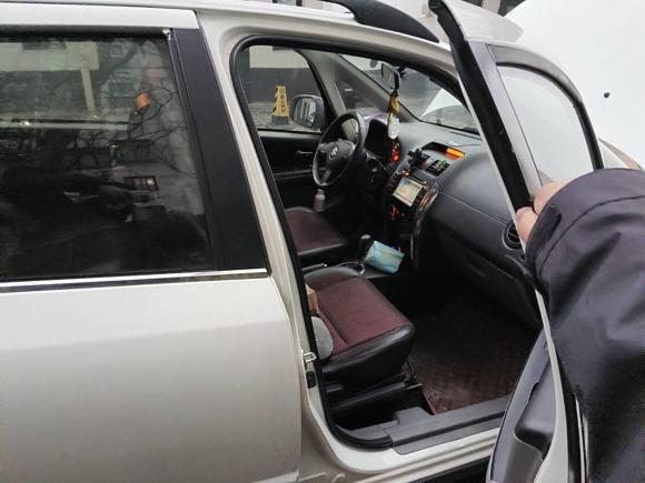 [湖州·浙E] 二手铃木天语 SX42009款 两厢 1.6L 自动运动型