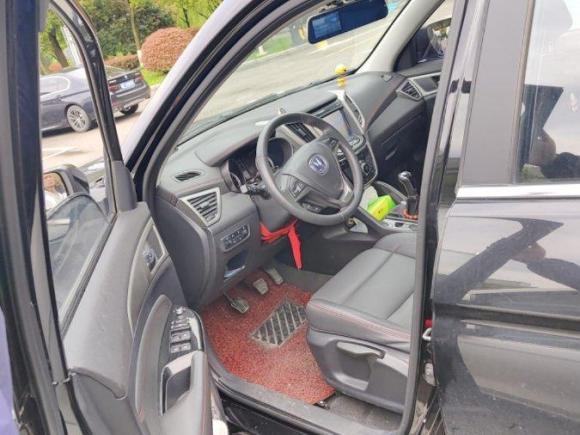 [湖州·浙E] 二手长安长安CS752017款 尚酷版 1.5T 手动致享型