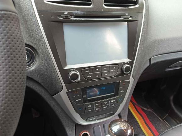 [上海·苏J] 二手广汽传祺传祺GS52012款 2.0L 自动两驱周年纪念版