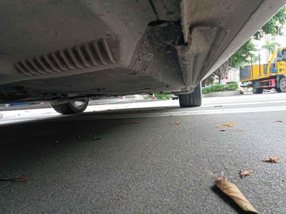 [佛山·粤Y] 二手奥迪奥迪A4L2013款 40 TFSI quattro个性运动型