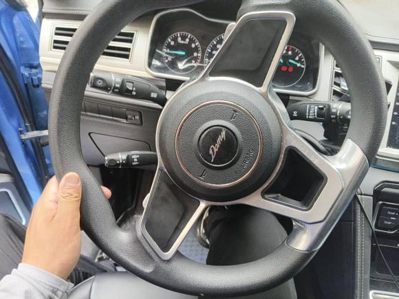 [上海·皖S] 二手众泰大迈X72018款 2.0T 自动豪华型