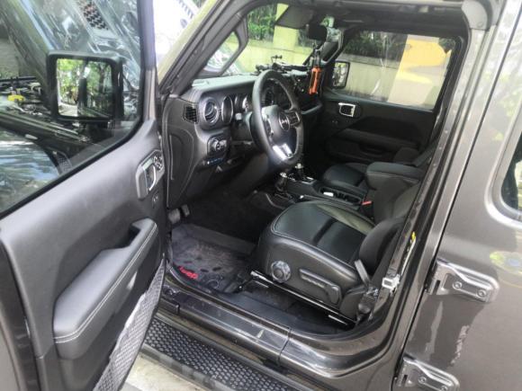 [上海·沪A] 二手Jeep牧马人新能源2021款 四门 2.0T 4xe 撒哈拉