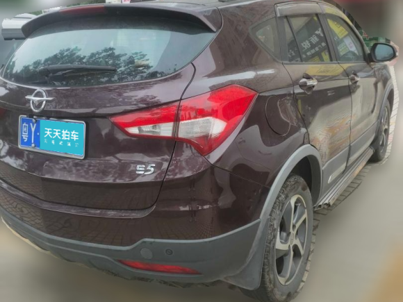 [佛山·粤Y] 二手海马海马S52015款 1.5T CVT旗舰型