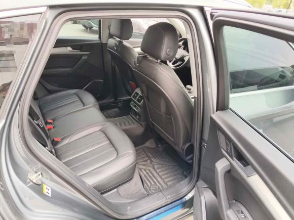 [苏州·苏U] 二手奥迪奥迪Q5L2020款 改款 40 TFSI 荣享时尚型