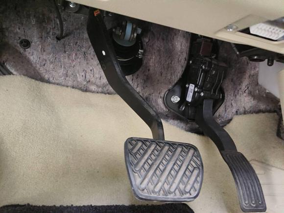 [佛山·粤Y] 二手日产途乐2017款 4.0L SE中东版