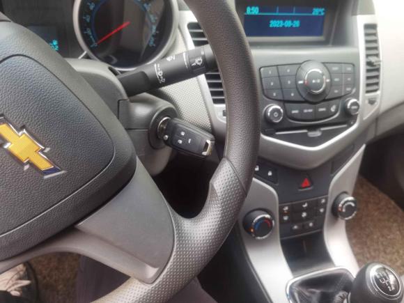 [杭州·浙A] 二手雪佛兰科鲁兹2013款 1.6L SE MT