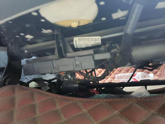 [济南·鲁A] 二手奥迪奥迪A4L2016款 35 TFSI 典藏版 S line豪华型