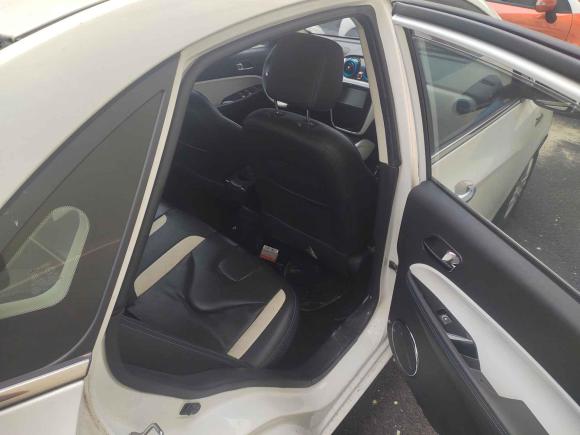 [上海·沪A] 二手江汽集团江淮iEV2015款 iEV5