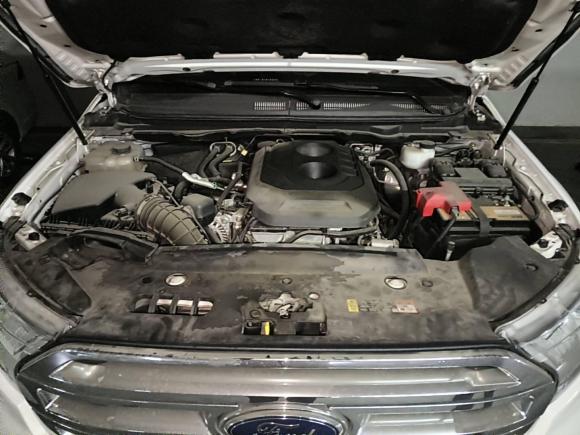 [青岛·鲁B] 二手福特撼路者2017款 2.0T 汽油自动四驱豪华版 7座