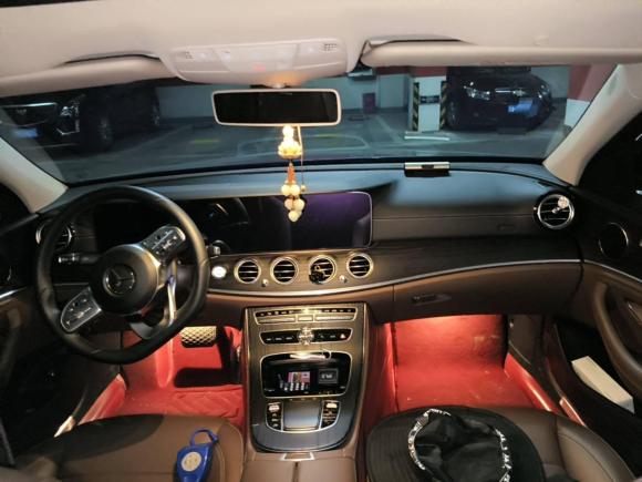 [武汉·鄂A] 二手奔驰奔驰E级2020款 E 300 L 运动时尚型