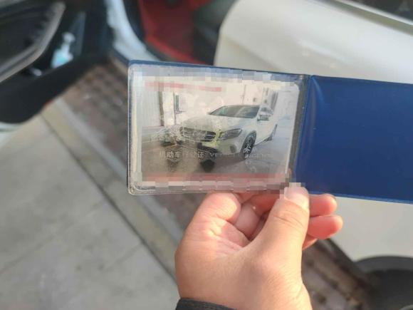 [苏州·鄂A] 二手奔驰奔驰GLA2017款 GLA 200 时尚型