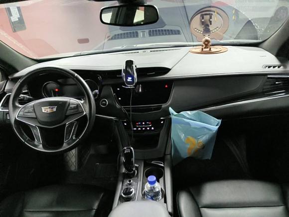 [上海·沪D] 二手凯迪拉克凯迪拉克XT52021款 2.0T 两驱豪华型