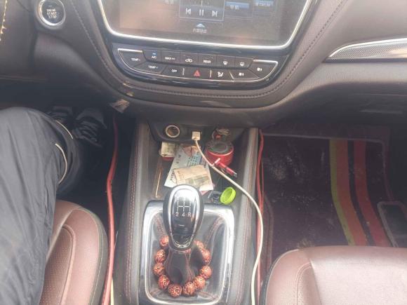 [青岛·鲁B] 二手长安欧尚长安欧尚A8002017款 1.6L 手动智享型