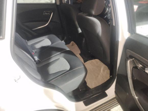 [广州·粤E] 二手奔腾奔腾X802015款 2.0L 自动舒适周年纪念型