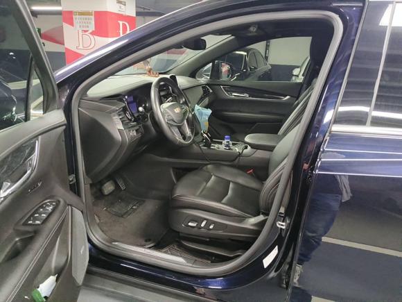 [上海·沪D] 二手凯迪拉克凯迪拉克XT52021款 2.0T 两驱豪华型