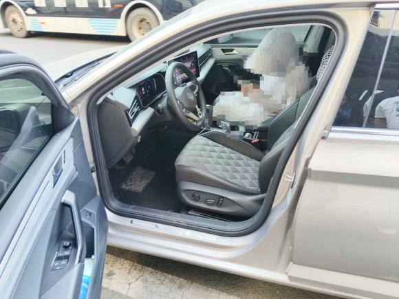 [成都·川G] 二手大众速腾2023款 300TSI DSG卓越版