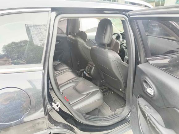 [宁波·浙B] 二手Jeep自由光2017款 2.4L 领先版