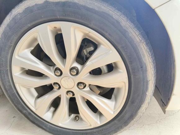 [广州·粤K] 二手别克英朗2021款 典范 1.5L 自动精英型