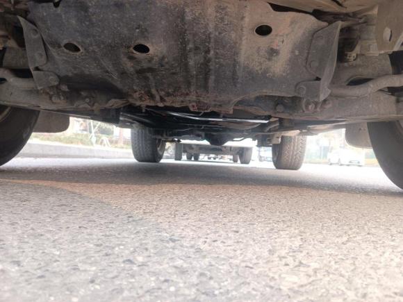 [成都·川A] 二手日产帕拉丁2004款 3.3L 四驱标准型