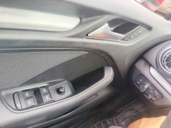 [上海·沪B] 二手奥迪奥迪A32014款 Sportback 35 TFSI 自动时尚型