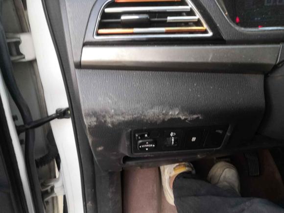 [上海·渝F] 二手长安凯程长安欧尚A6002016款 1.5L 手动豪华型7座